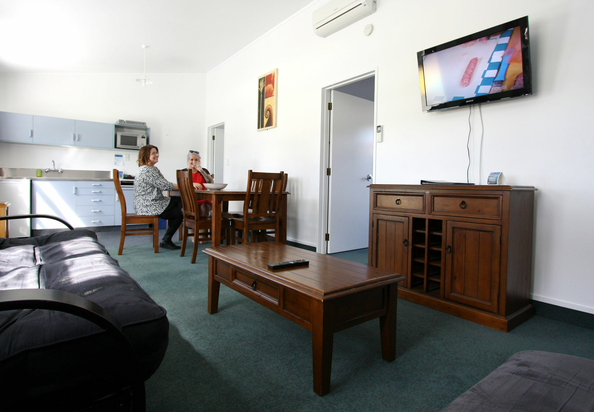 Waikanae Beach Top 10 Holiday Park Гисборн Экстерьер фото